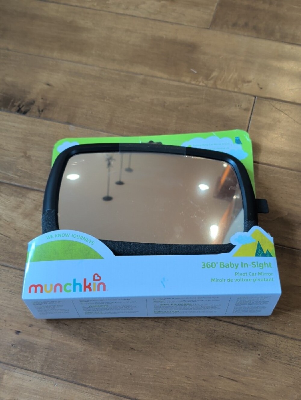 Munchkin 360° Baby In-Sight Pivot Car Mirror - Black - Picture 2 of 3